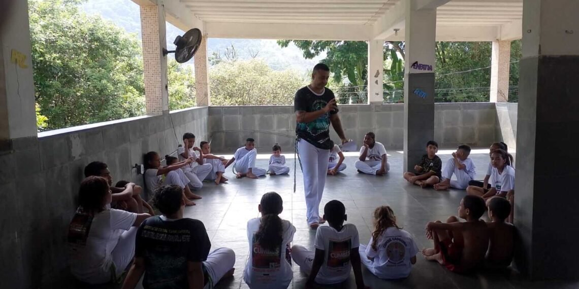 Mestre Heitor Capoeira
